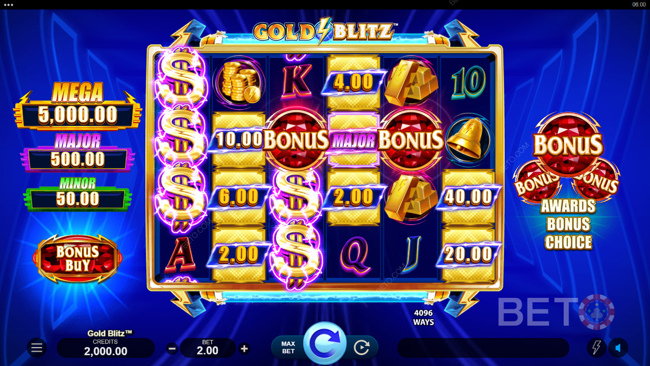 Giải thưởng tiền mặt có thể giành được trong trò chơi cơ bản trên máy đánh bạc Gold Blitz
