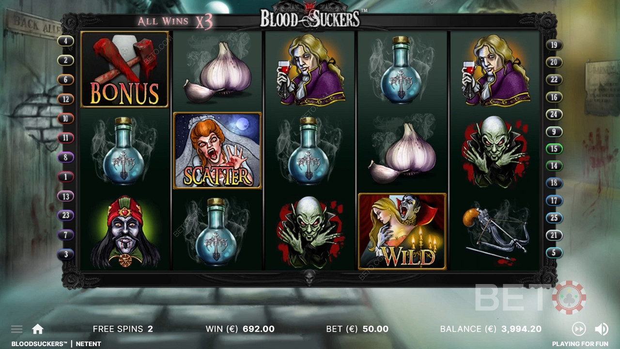 Tất cả chiến thắng đều tăng gấp ba lần trong trò chơi slot Vòng quay miễn phí trong Blood Suckers