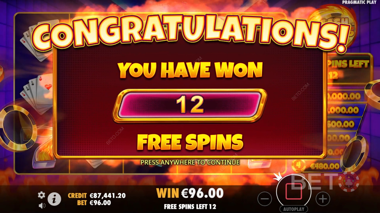 Thắng 10.000 lần tiền cược của bạn trong trò chơi Cash Chips Slot!