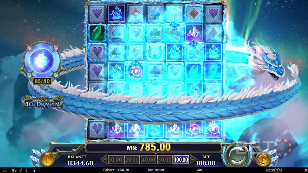 Kích hoạt Dragon Blast bằng cách thu thập 80 biểu tượng chiến thắng trong khe Legend of the Ice Dragon