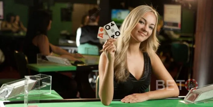 Trò chơi cổ điển và trò chơi hội đồng. Các quy tắc chính thức trong trò chơi đánh bài casino chơi trực tuyến.